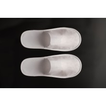 Papuci buget - Non Woven - Varf inchis